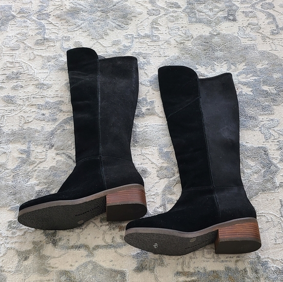 NWOT Lucky Brand black leather knee high boots. Size 7 - Picture 8 of 9